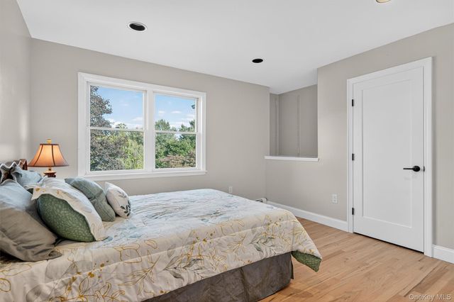 6 Bradner Drive, Warwick, NY 10990