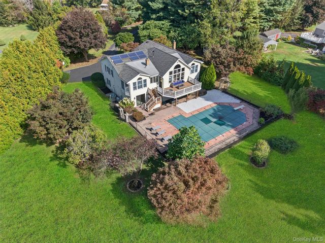 6 Bradner Drive, Warwick, NY 10990