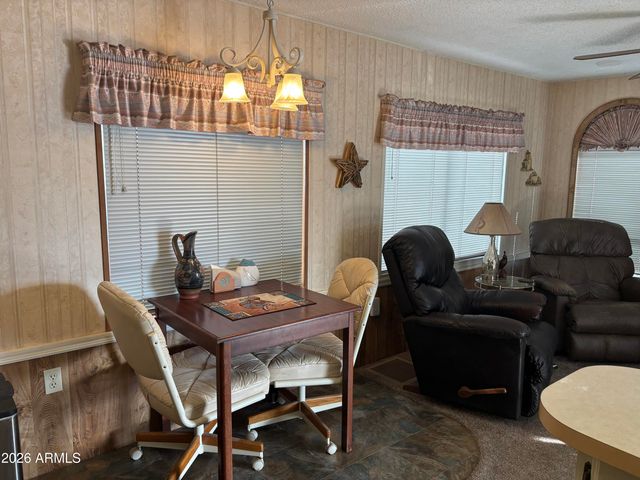 549 ROCK HOUND Drive 549, Apache Junction, AZ 85119