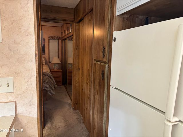 549 ROCK HOUND Drive 549, Apache Junction, AZ 85119