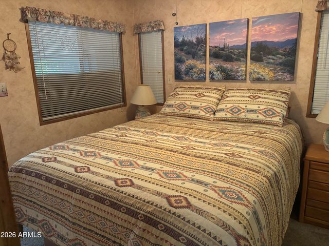 549 ROCK HOUND Drive 549, Apache Junction, AZ 85119