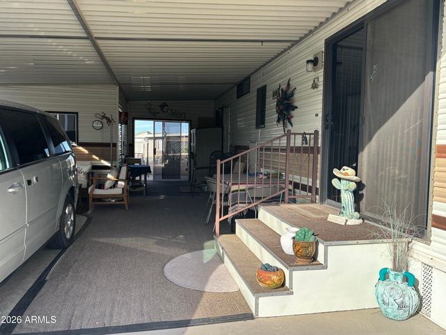 549 ROCK HOUND Drive 549, Apache Junction, AZ 85119