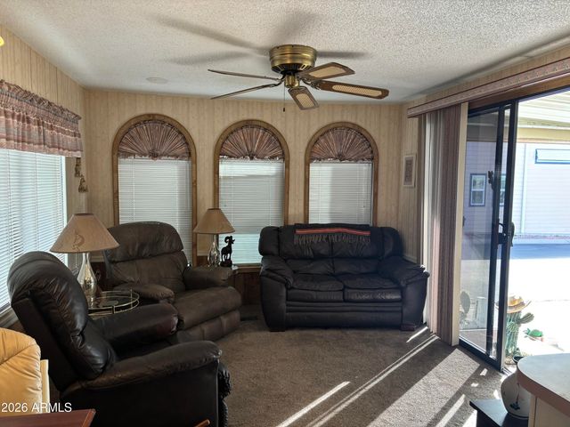 549 ROCK HOUND Drive 549, Apache Junction, AZ 85119