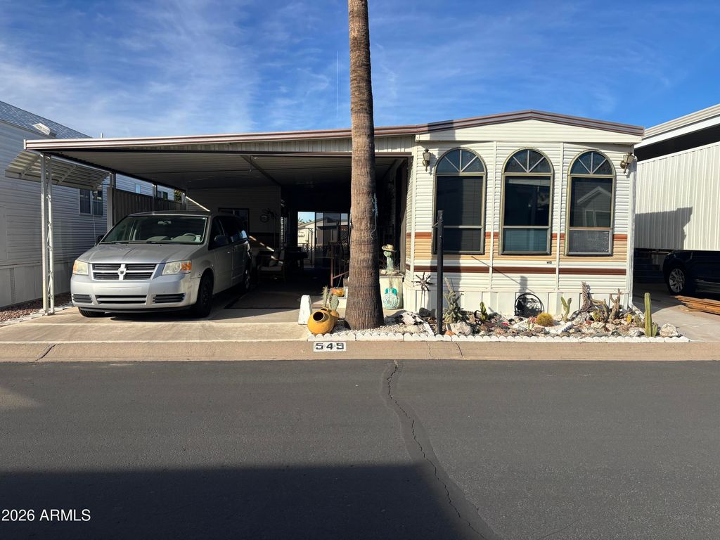 549 ROCK HOUND Drive 549, Apache Junction, AZ 85119