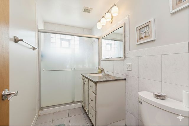 10008 Buell Court, Oak Lawn, IL 60453