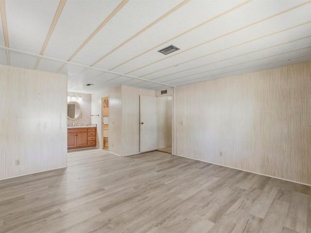 8903 Oak Street, Boynton Beach, FL 33436