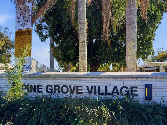 8903 Oak Street, Boynton Beach, FL 33436