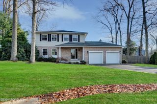22 Brookside Court, Toms River, NJ 08753