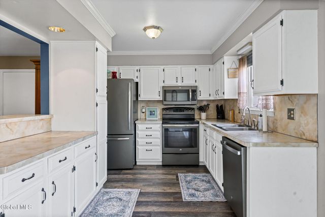 1229 Coplon Avenue, Schenectady, NY 12309