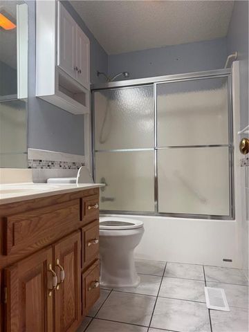 813 Dogwood Street, Excelsior Springs, MO 64024