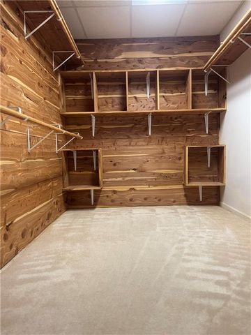 813 Dogwood Street, Excelsior Springs, MO 64024