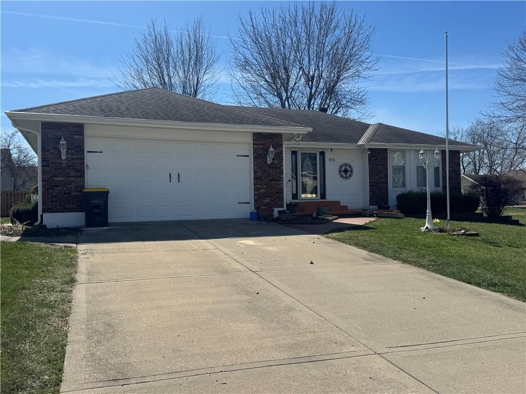 813 Dogwood Street, Excelsior Springs, MO 64024