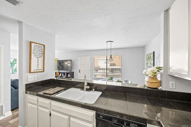 25685 Sycamore Pointe 3G, Lake Forest, CA 92630