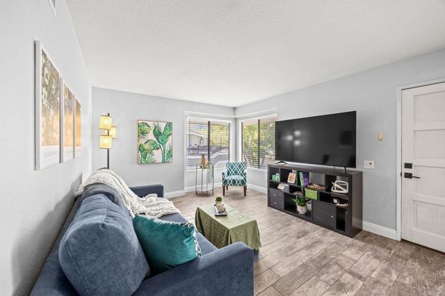 25685 Sycamore Pointe 3G, Lake Forest, CA 92630