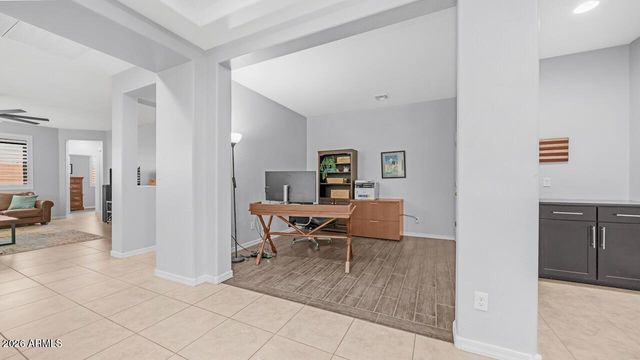 43422 N HUDSON Trail, New River, AZ 85087