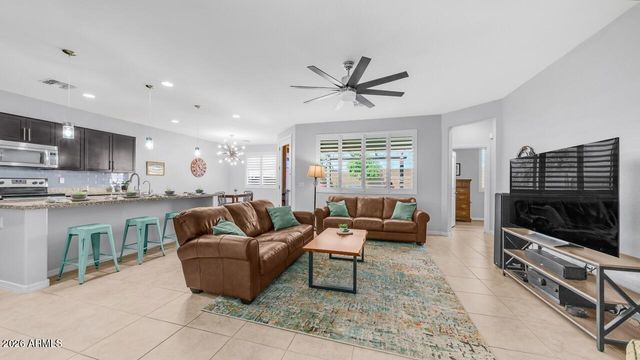 43422 N HUDSON Trail, New River, AZ 85087