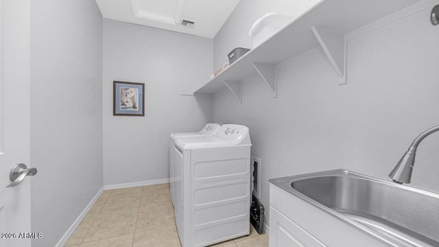 43422 N HUDSON Trail, New River, AZ 85087