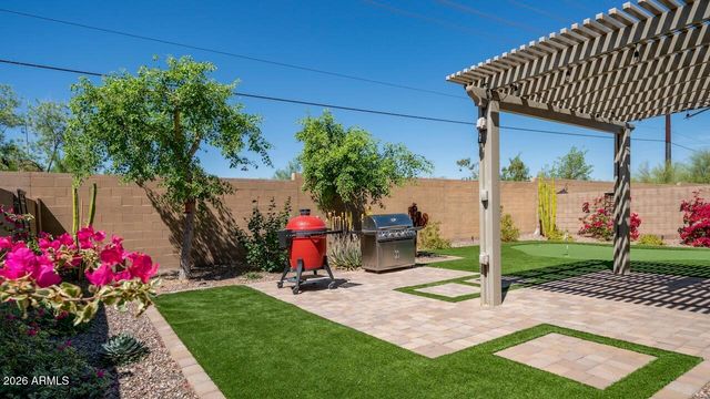 43422 N HUDSON Trail, New River, AZ 85087