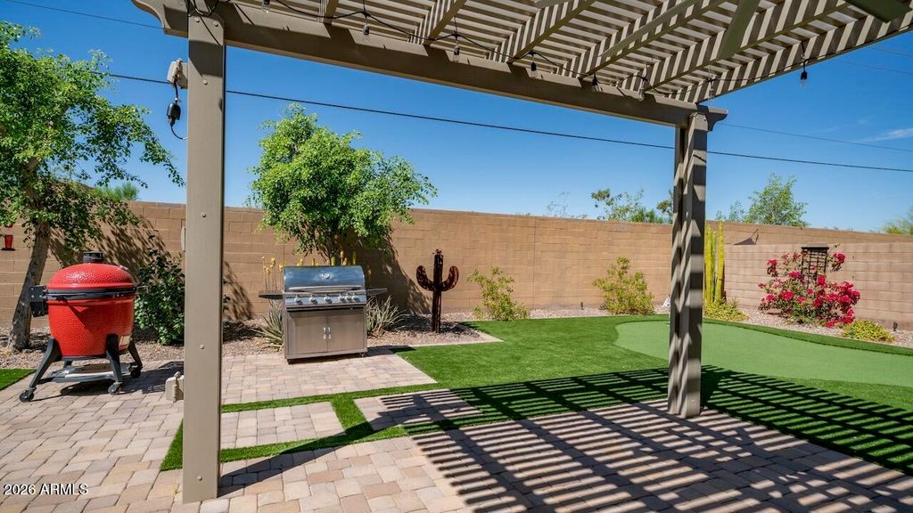 Image 33 of property listing at 43422 N HUDSON Trail, New River, AZ 85087