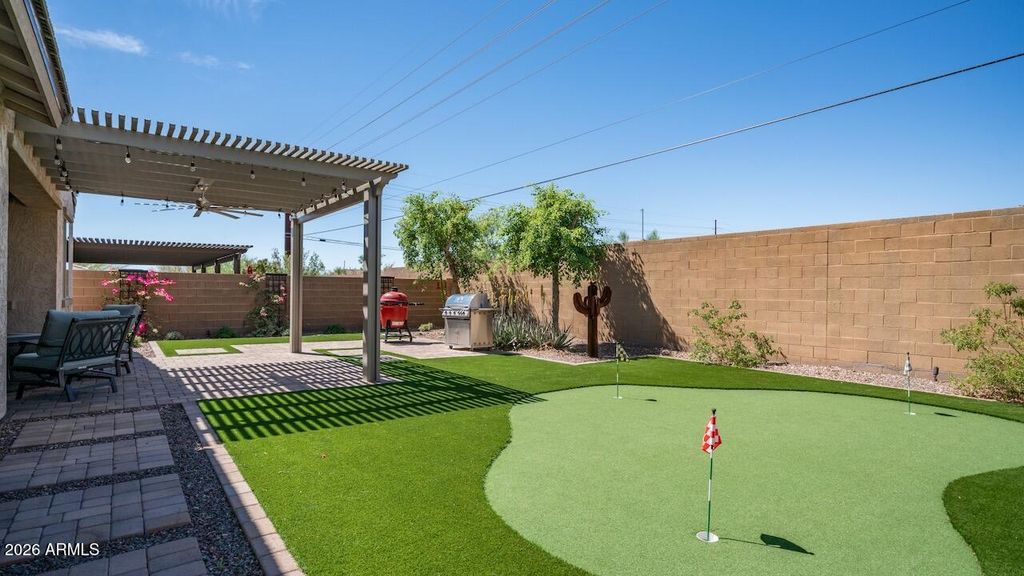 Image 36 of property listing at 43422 N HUDSON Trail, New River, AZ 85087