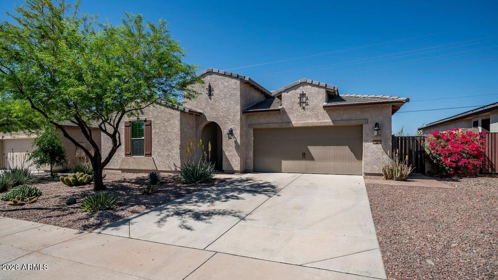 Image 45 of property listing at 43422 N HUDSON Trail, New River, AZ 85087