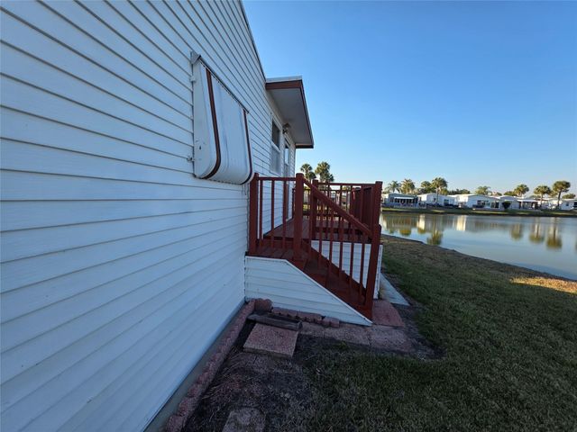 6641 SE 53rd Lane, Okeechobee, FL 34974