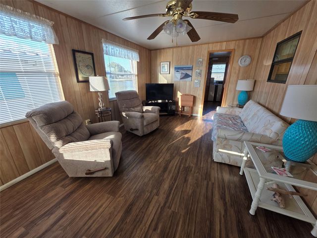 6641 SE 53rd Lane, Okeechobee, FL 34974