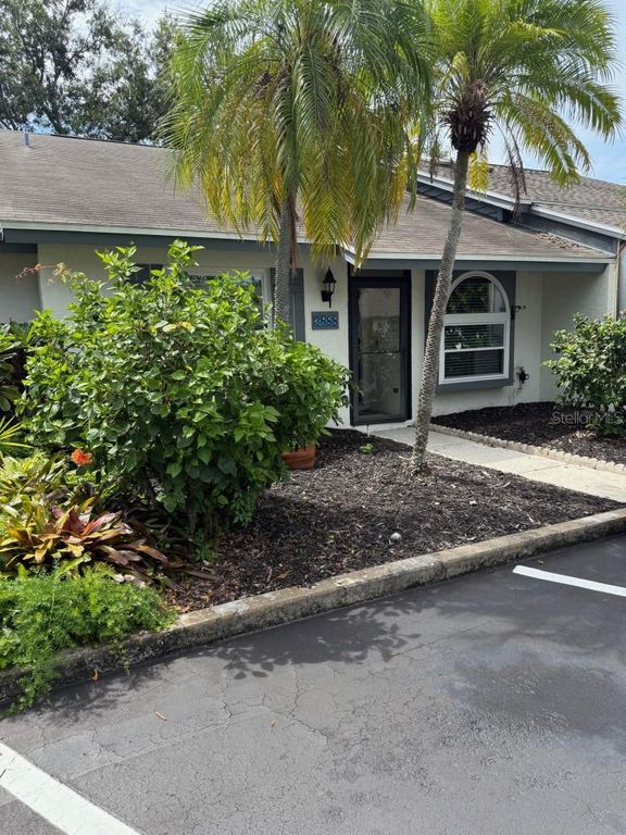 3888 EL CAMINO COURT, Largo, FL 33771