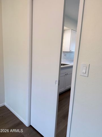 10217 W MISSION Lane W, Sun City, AZ 85351