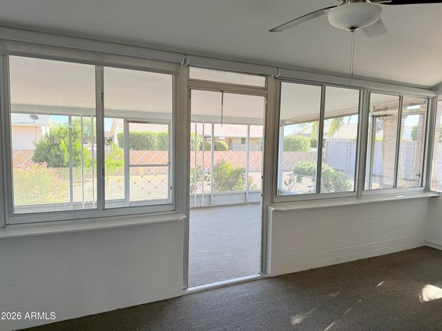 10217 W MISSION Lane W, Sun City, AZ 85351