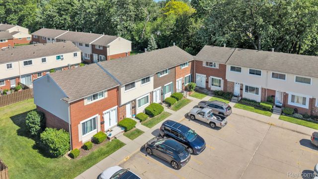 8126 Farnum Avenue, Warren, MI 48093