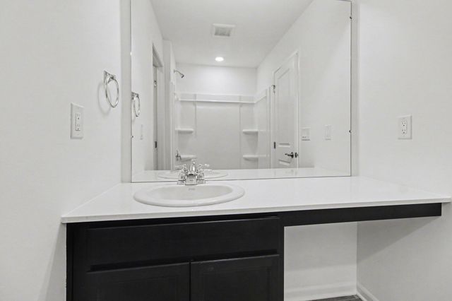 832 Kuss Drive, Saline, MI 48176