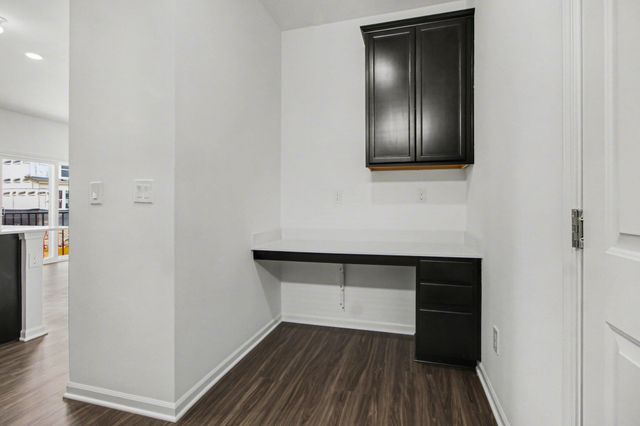 832 Kuss Drive, Saline, MI 48176