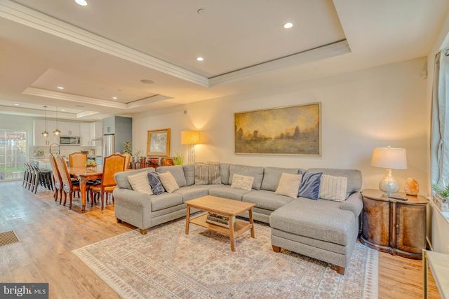 3217 CHATHAM ST, Philadelphia, PA 19134