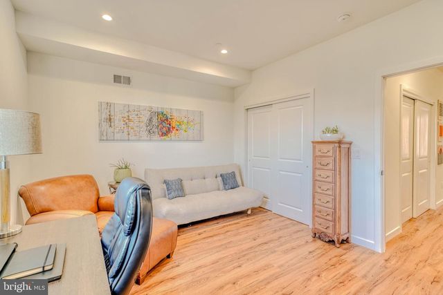 3217 CHATHAM ST, Philadelphia, PA 19134