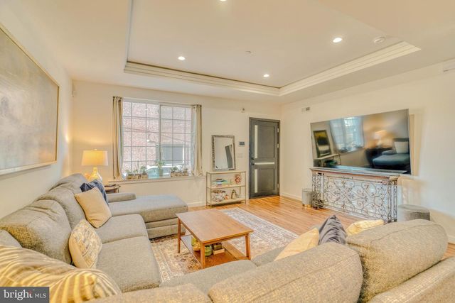 3217 CHATHAM ST, Philadelphia, PA 19134