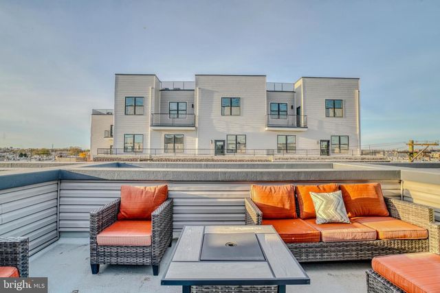 3217 CHATHAM ST, Philadelphia, PA 19134