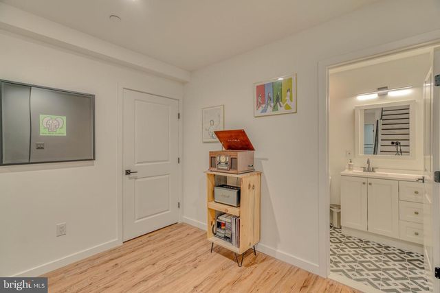 3217 CHATHAM ST, Philadelphia, PA 19134