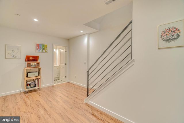 3217 CHATHAM ST, Philadelphia, PA 19134