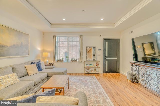 3217 CHATHAM ST, Philadelphia, PA 19134