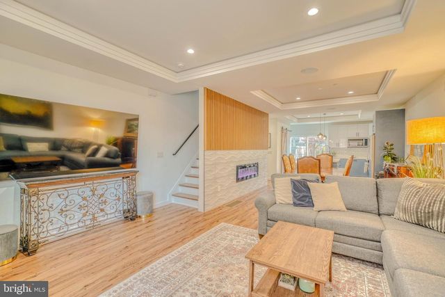 3217 CHATHAM ST, Philadelphia, PA 19134