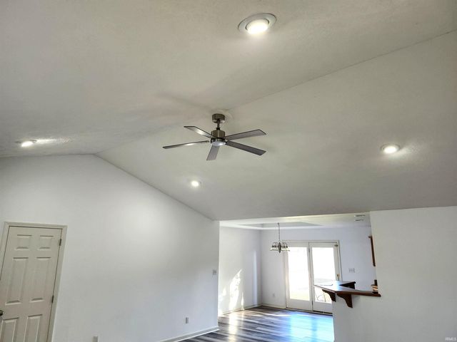 639 Sterchi Drive, Evansville, IN 47711