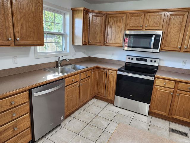 639 Sterchi Drive, Evansville, IN 47711