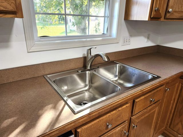 639 Sterchi Drive, Evansville, IN 47711