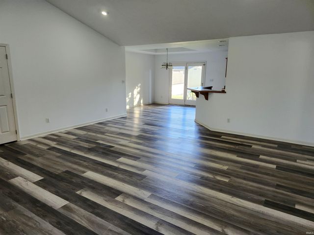 639 Sterchi Drive, Evansville, IN 47711