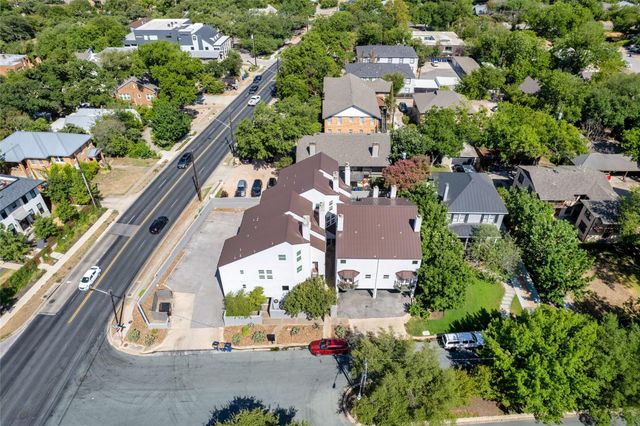 1500 Woodlawn BLVD 302, Austin, TX 78703