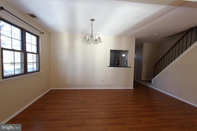 138 LEAH CT, Dayton, NJ 08810