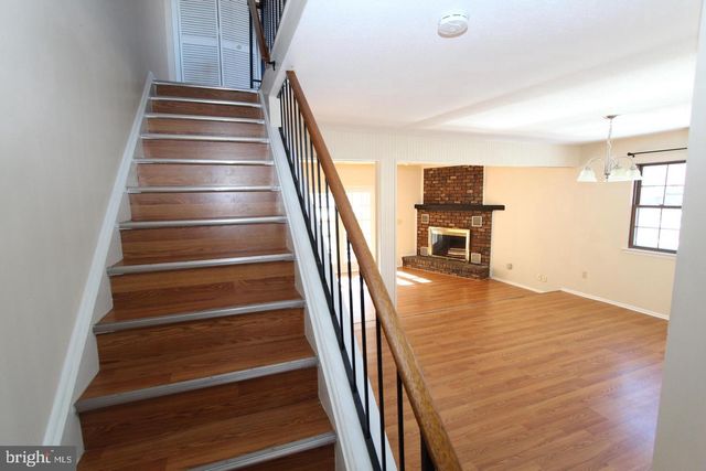 138 LEAH CT, Dayton, NJ 08810