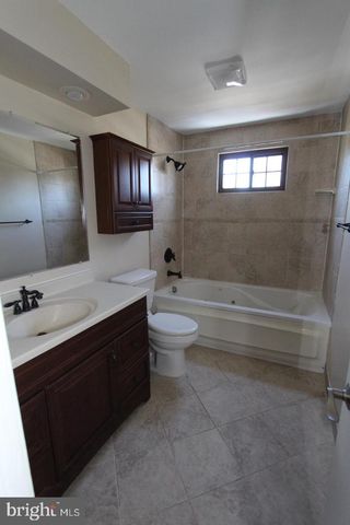 138 LEAH CT, Dayton, NJ 08810
