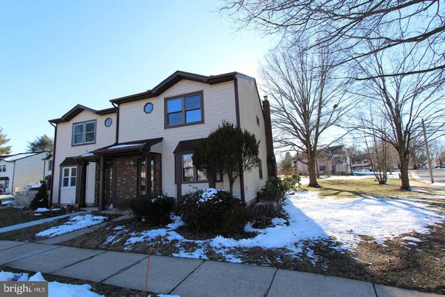 138 LEAH CT, Dayton, NJ 08810